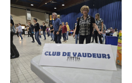 Bal interclubs à Sens